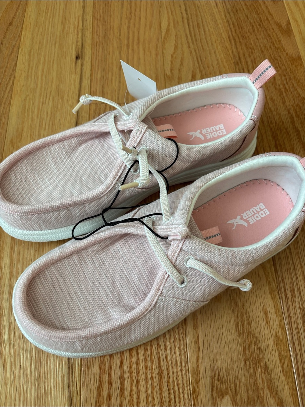 Eddie Bauer Light Pink Canvas Women's Moccasin-Style Lace-Up Shoes